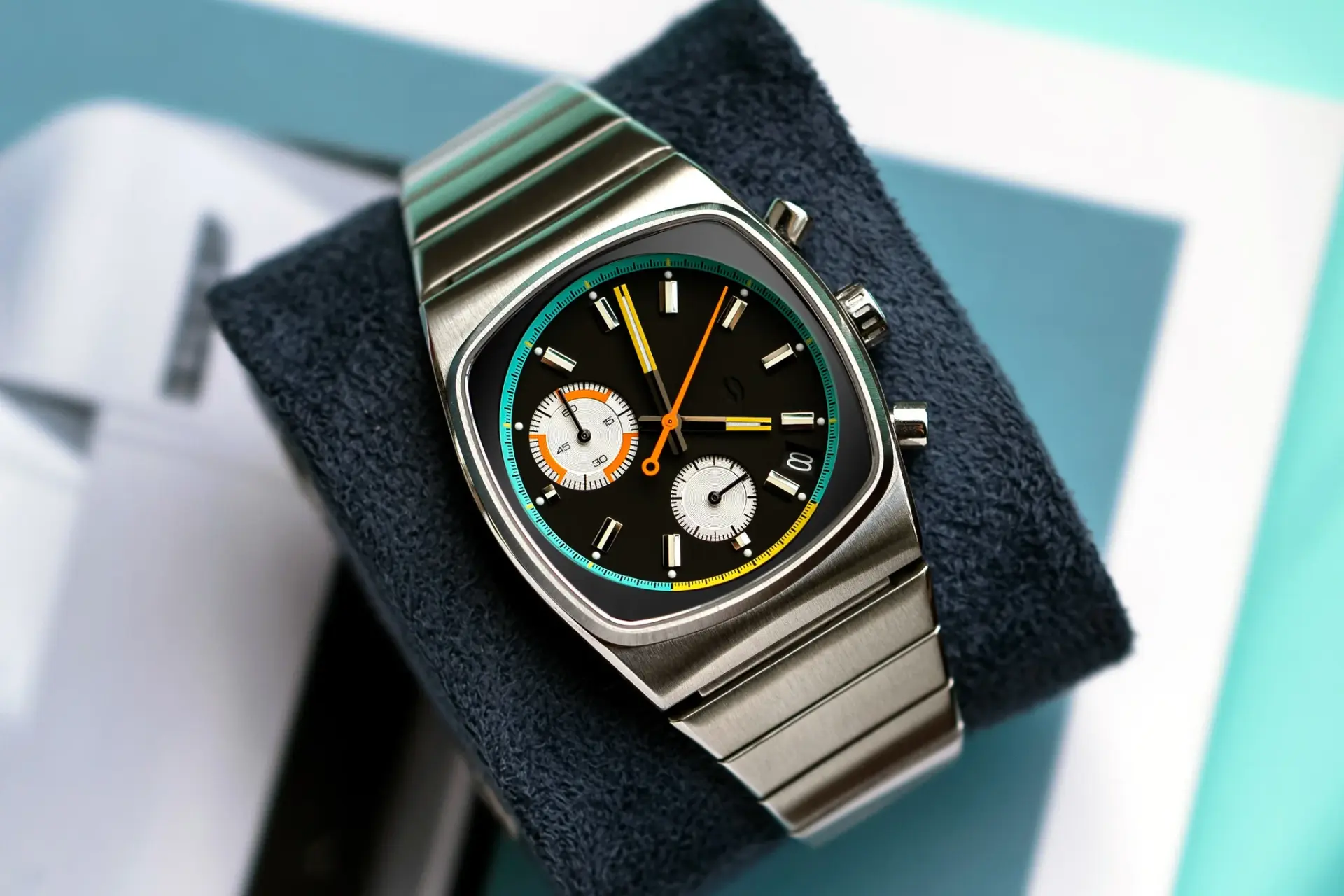 Brew Metric Retro Dial Watch 2