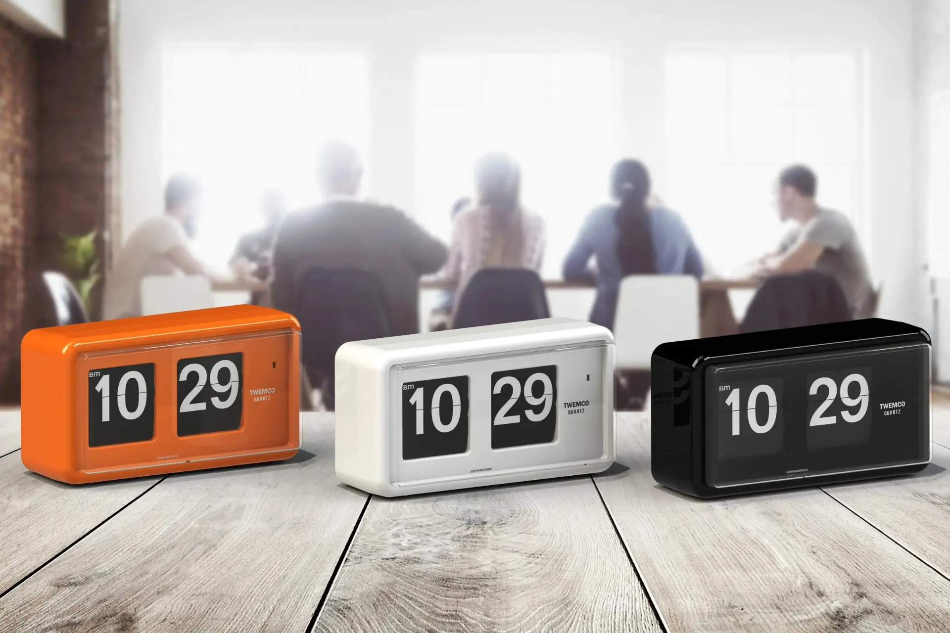 TWEMCO Classic Table Flip Clock QT-30 2