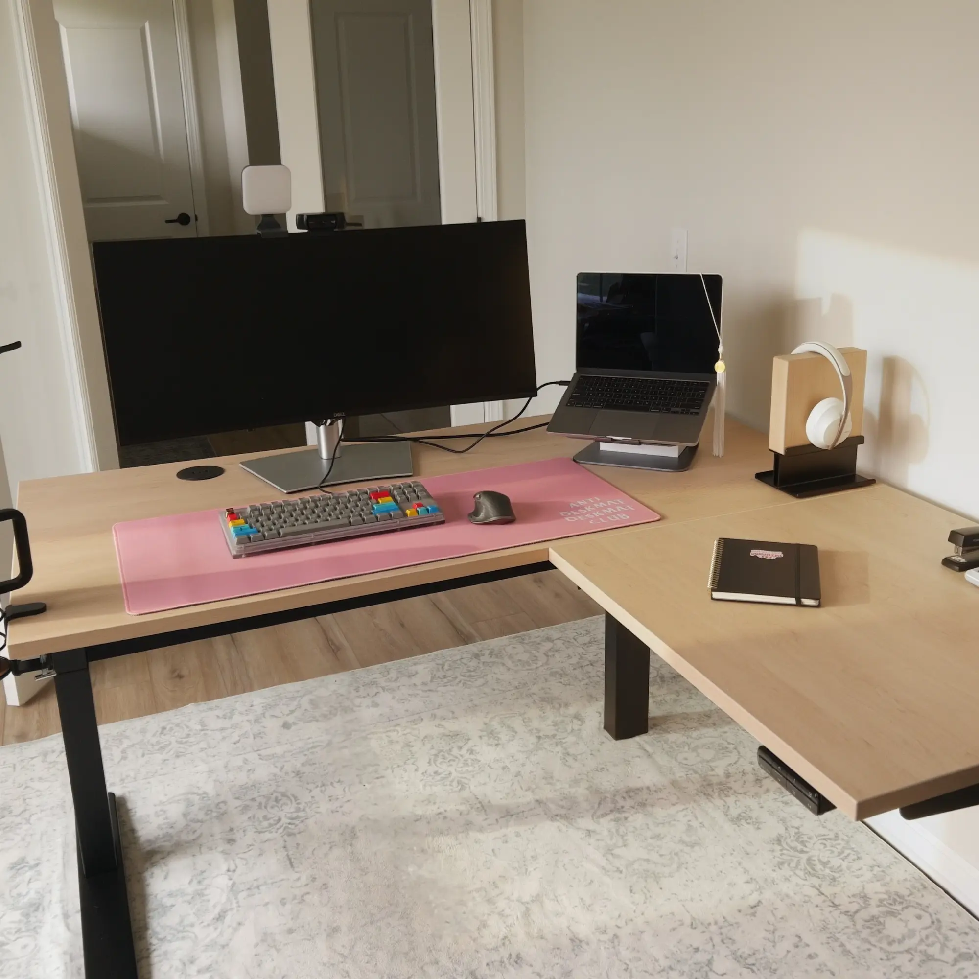 I've Used a Standing Desk for 10 Years. Here's What Happened When I Finally Upgraded.